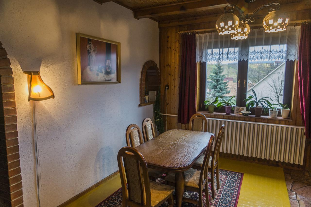 Panorama Apartman Mór Екстериор снимка